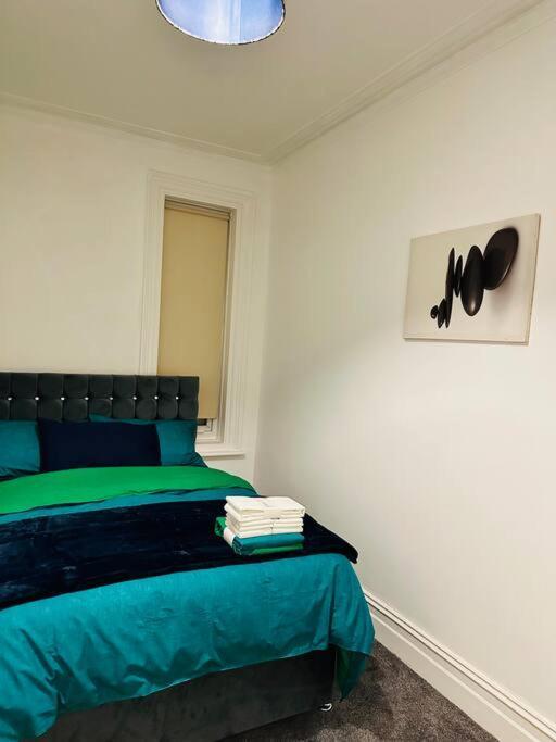 Bespoke 2 Bedroom Apt Derby City Ngoại thất bức ảnh